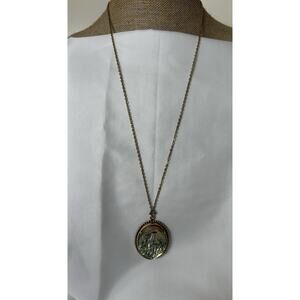 Beautiful Vintage Gold Tone Mother Of Pearl Pendant Necklace